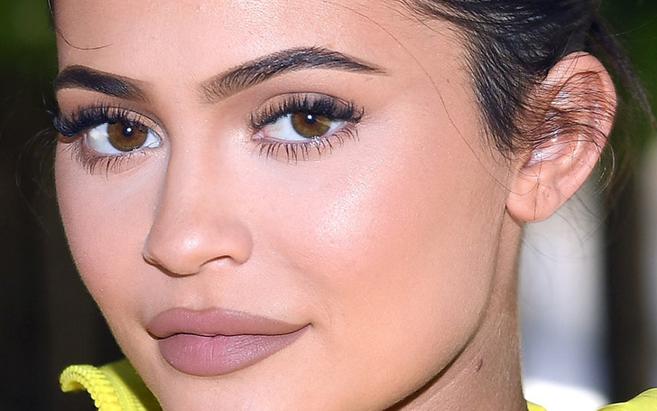 Kylie Jenner Announces The Launch Of Her 'KyBrow' Eyebrow Kits