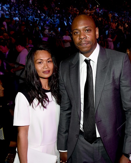 Elaine Chappelle (L) and Dave Chappelle pose ringside At "Mayweather VS Pacquiao" presented by SHOWTIME PPV And HBO PPV at MGM Grand Garden Arena on May 2, 2015 in Las Vegas, Nevada.