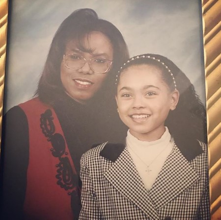 kiami with her mother.