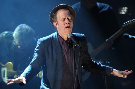 Tom Waits performing