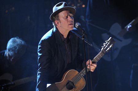 Tom Waits performing