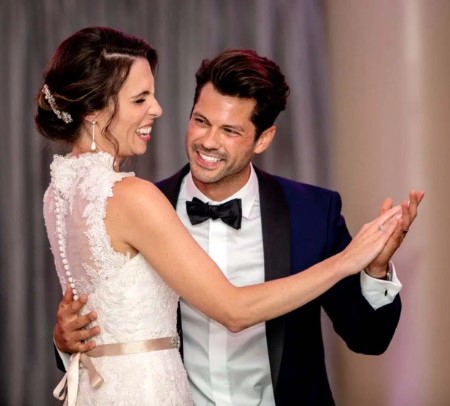 Zach Justice dancing with his bride Mindy Shiben.