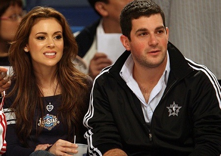 Alyssa Milano and husband Dave Bugliari looking in awe.