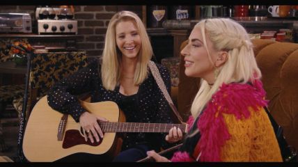 Lady Gaga recreated Phoebe's single Smelly Cat.