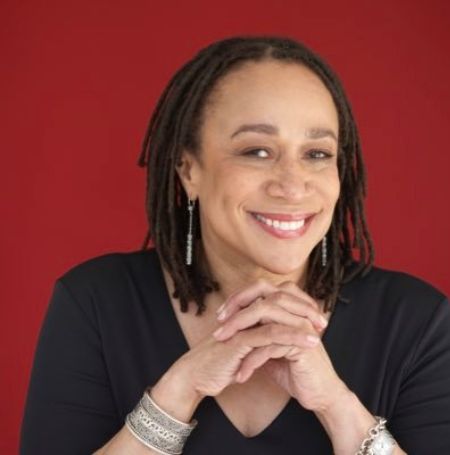 S. Epatha Merkerson quitted smoke on February 04, 1996.