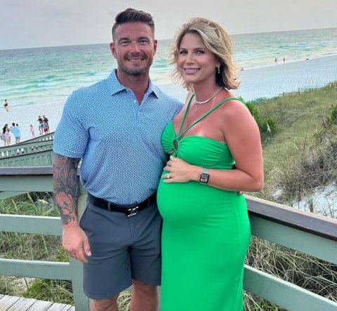 Ashley Strohmier is pregnanat