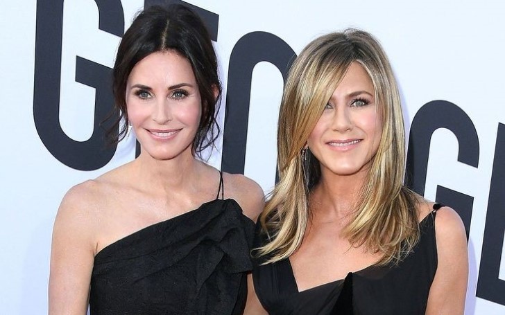 Courteney Cox's Surprising Gift To Jennifer Aniston For Her Birthday