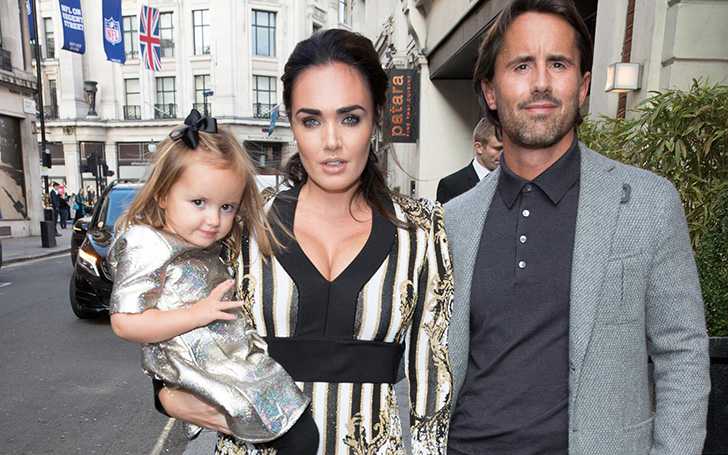 Tamara Ecclestone Flaunted Her Curves In Green Bikini