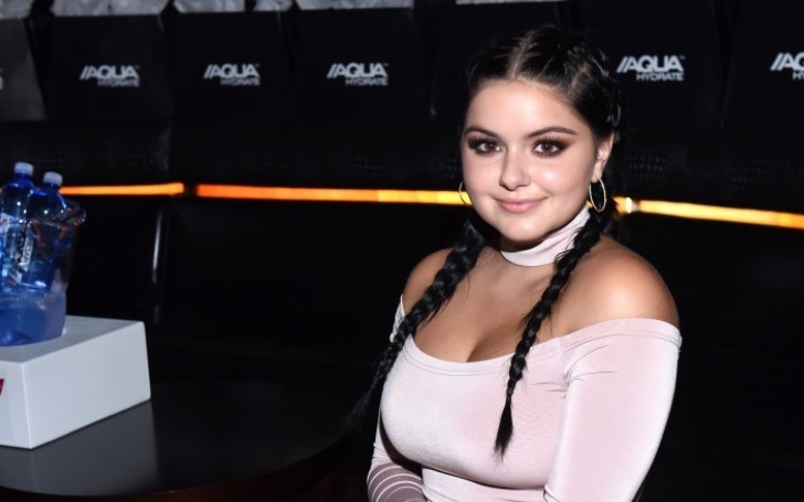 Ariel Winter Showed Off her Amazing Figure in Los Angeles With Her Boyfriend Levi Meaden